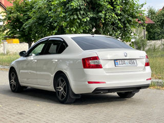 Skoda Octavia foto 4