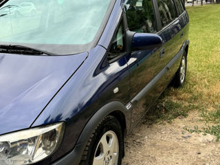 Opel Zafira foto 4