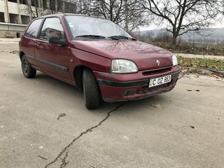 Renault Clio foto 7