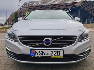 Volvo V60 foto 9