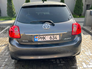 Toyota Auris foto 2