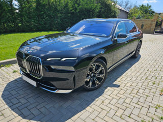 BMW 7 Series foto 3