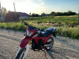 Altă marcă Enduro 250 cc