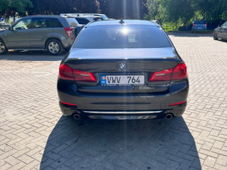 BMW 5 Series foto 4