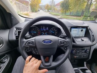 Ford Kuga foto 10