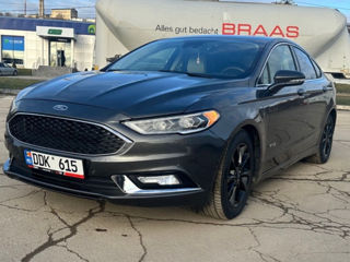 Ford Fusion foto 1