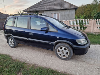 Opel Zafira foto 4