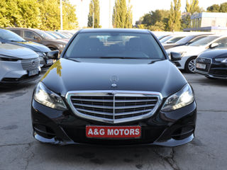 Mercedes E-Class foto 2