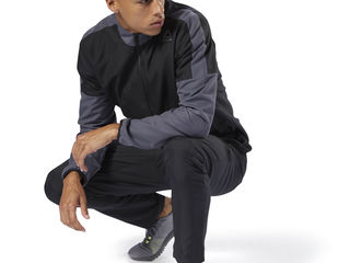 Reebok Woven Tracksuit foto 1