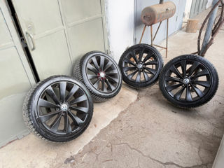 Discuri R18 245/40 iarnă 5x112