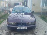 BMW 5 Series foto 1