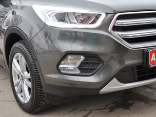 Ford Kuga foto 4