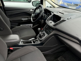 Ford Grand C-MAX foto 9