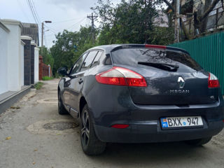 Renault Megane foto 2