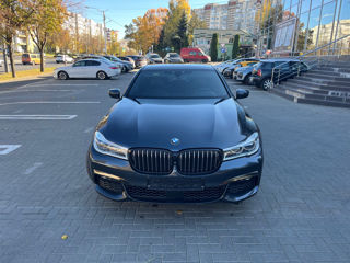 BMW 7 Series foto 2