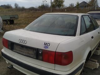 Audi 80 piese de schimb foto 3