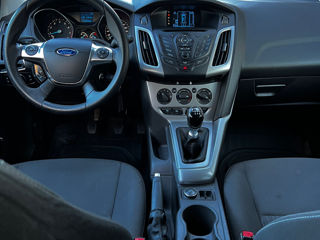 Ford Focus foto 8