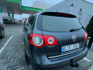 Volkswagen Passat foto 2