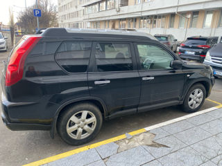 Nissan X-Trail foto 2