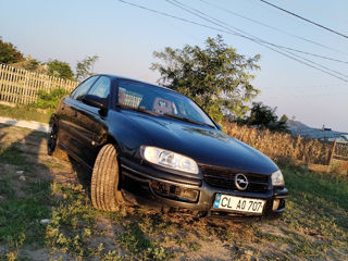 Opel Omega foto 3