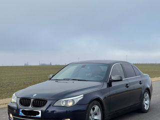 BMW 5 Series foto 2