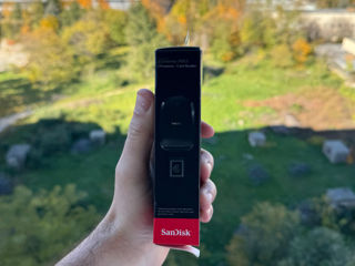 Vând Card Reader SanDisk Extreme PRO CFexpress – Performanță Înaltă pentru Profesioniști foto 3