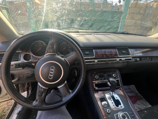 Audi A8 foto 5