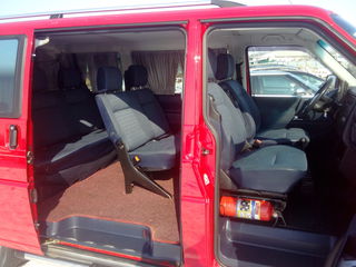 Volkswagen Caravelle foto 6