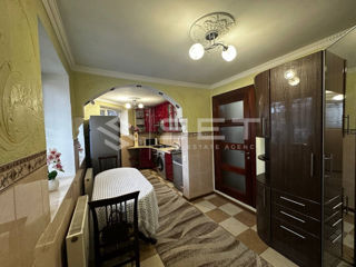 Se vinde apartament la sol, situat pe str. Bariera Sculeni. foto 5