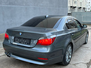 BMW 5 Series foto 4