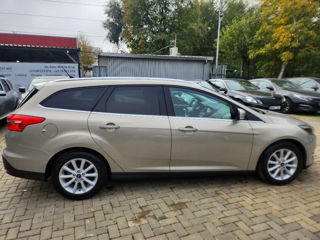 Ford Focus foto 18