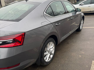 Skoda Superb foto 6