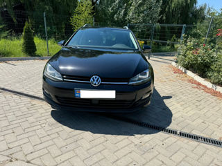 Volkswagen Golf foto 1