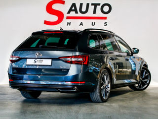 Skoda Superb foto 4