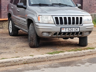 Jeep Grand Cherokee foto 2