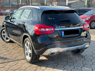 Mercedes GLA foto 3