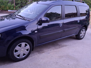 Dacia Logan foto 3