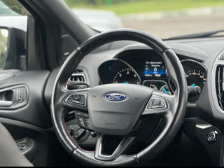 Ford Kuga foto 10