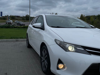 Toyota Auris foto 3