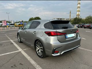 Lexus CT Series foto 3