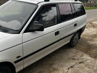 Opel Astra foto 6