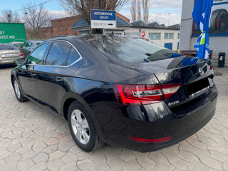 Skoda Superb foto 5