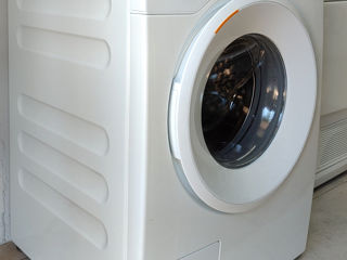 Стиральная машина Miele W1 фото 3