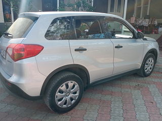 Suzuki Vitara foto 2