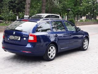 Skoda Octavia foto 4