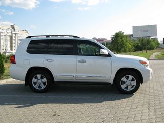 Toyota Land Cruiser foto 4