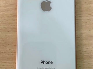 iPhone 8 Gold/White