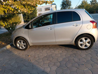 Toyota Yaris foto 4