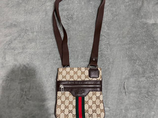 Vand borseta gucci