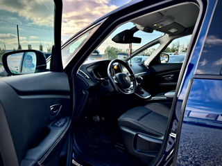 Renault Grand Scenic foto 7